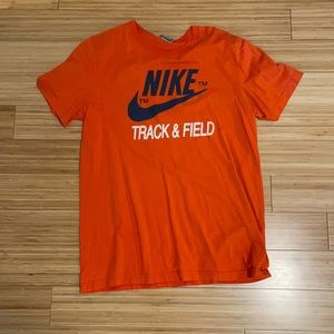 Nike Men’s track and field Tee